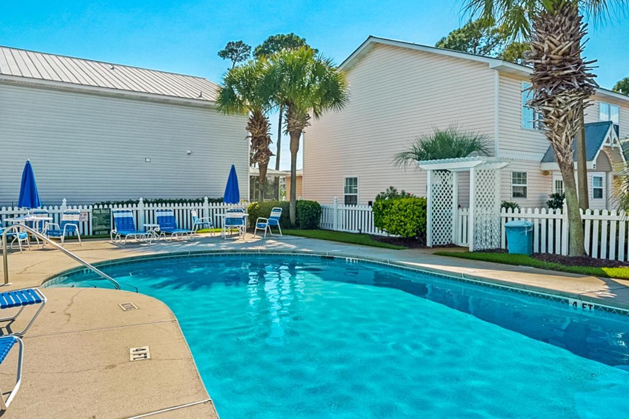 دستين Summer Lake Townhomes 17 المظهر الخارجي الصورة